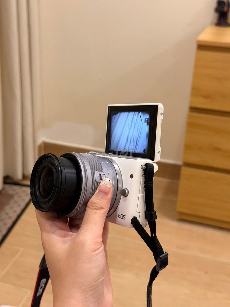 Máy ảnh Canon EOS M10 Trắng. Mua bán Máy ảnh, Máy quay tại Quận 11 Tp Hồ Chí Minh được đăng bởi Tên chưa cung cấp hình 1