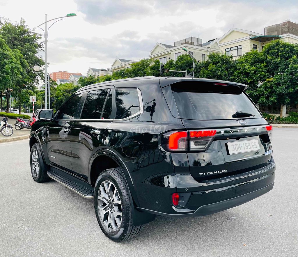 Ford Everest 2023 Titanium+ 2.0 AT 4x4 - 25000 km. Mua bán Ô tô tại Quận Cầu Giấy Hà Nội được đăng bởi CHỢ ÔTÔ CẦU GIẤY hình 9