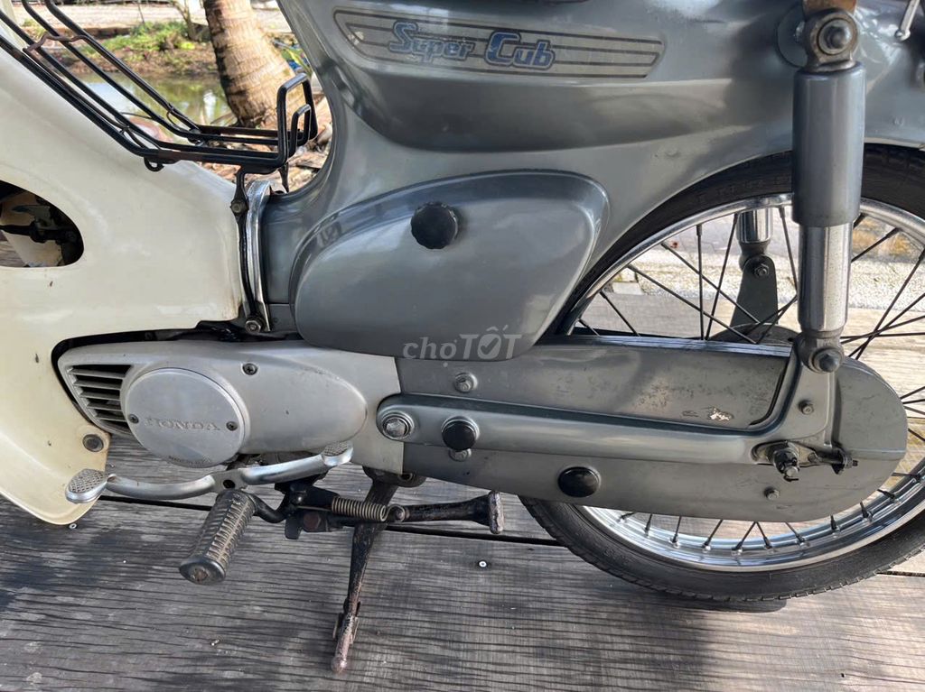 Cần bán Cub cánh én 50 sản xuất 1978 trùm mền. Mua bán Xe máy tại Thành phố Vị Thanh Hậu Giang được đăng bởi Tam Le hình 10
