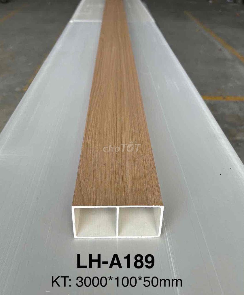 Lam gỗ trang trí 50x100x3000mm vân gỗ. Mua bán Nội thất, đồ gia dụng khác tại Quận Hải Châu Đà Nẵng được đăng bởi Lê Thị Cẩm Hương hình 1
