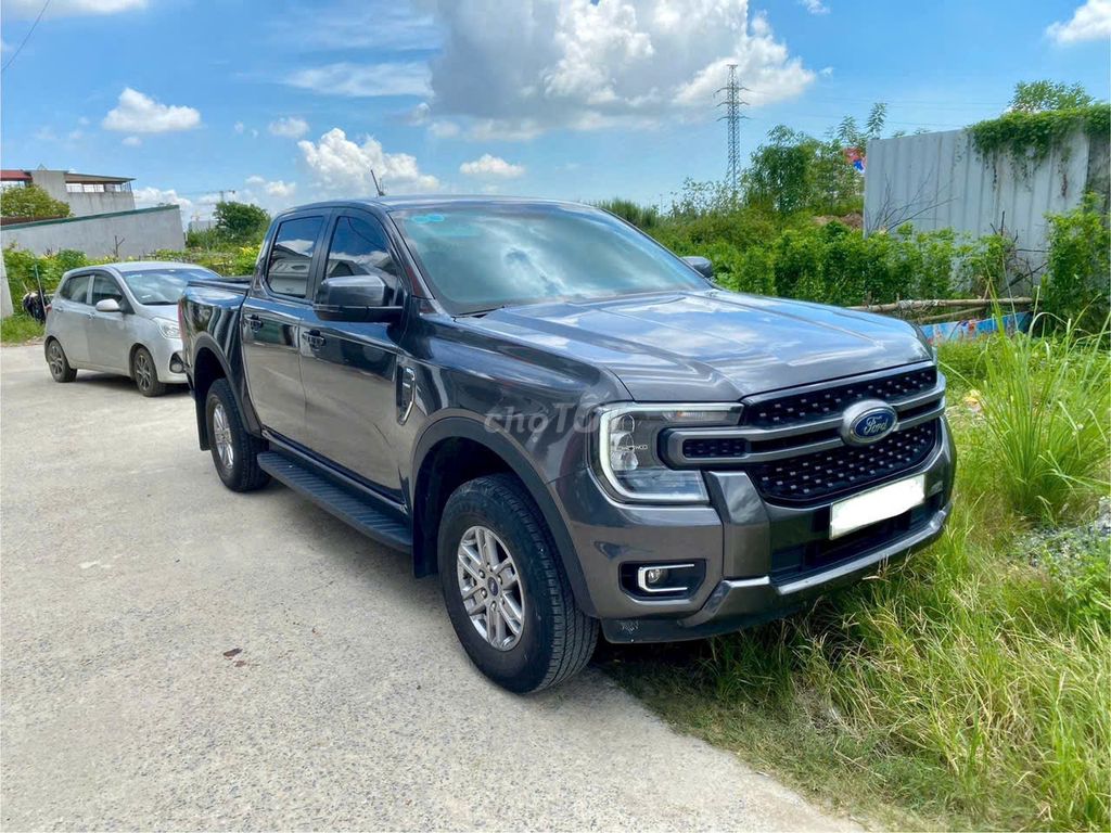 Ford Ranger 2024 XLS 2.0 4X2 AT - 40000 km. Mua bán Ô tô tại Huyện Quảng Xương Thanh Hóa được đăng bởi Bùi Tuấn hình 1