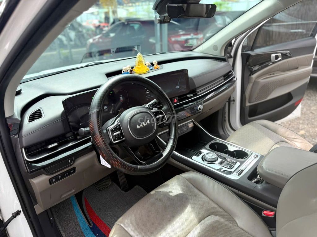 Kia Carnival 2024 2.2D Premium 8 chỗ - 72000 km. Mua bán Ô tô tại Quận Gò Vấp Tp Hồ Chí Minh được đăng bởi AN LÝ  hình 8