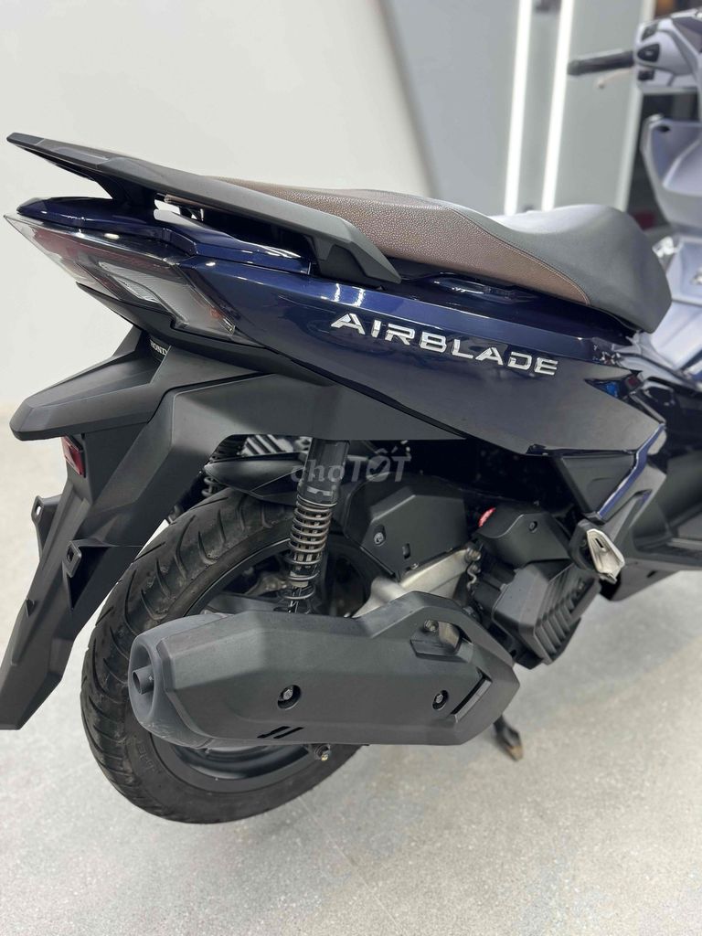 Ab160 Abs  2023 xe đẹp nguyên rin Hỗ trợ góp. Mua bán Xe máy tại Quận Cái Răng Cần Thơ được đăng bởi Cửa Hàng Xe Máy Quang Sang hình 5