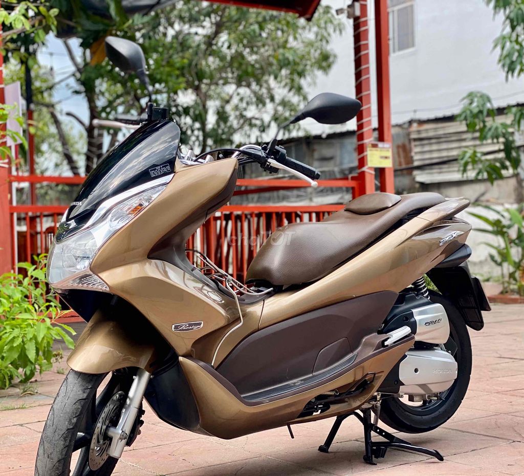 TLH SIÊU PHẨM PCX Fi 2011 Chuẩn Zin Đẹp Biển số 64