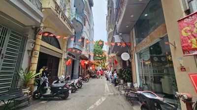 Townhouse 70 m² · 6 bed · Phố Lý Nam Đế