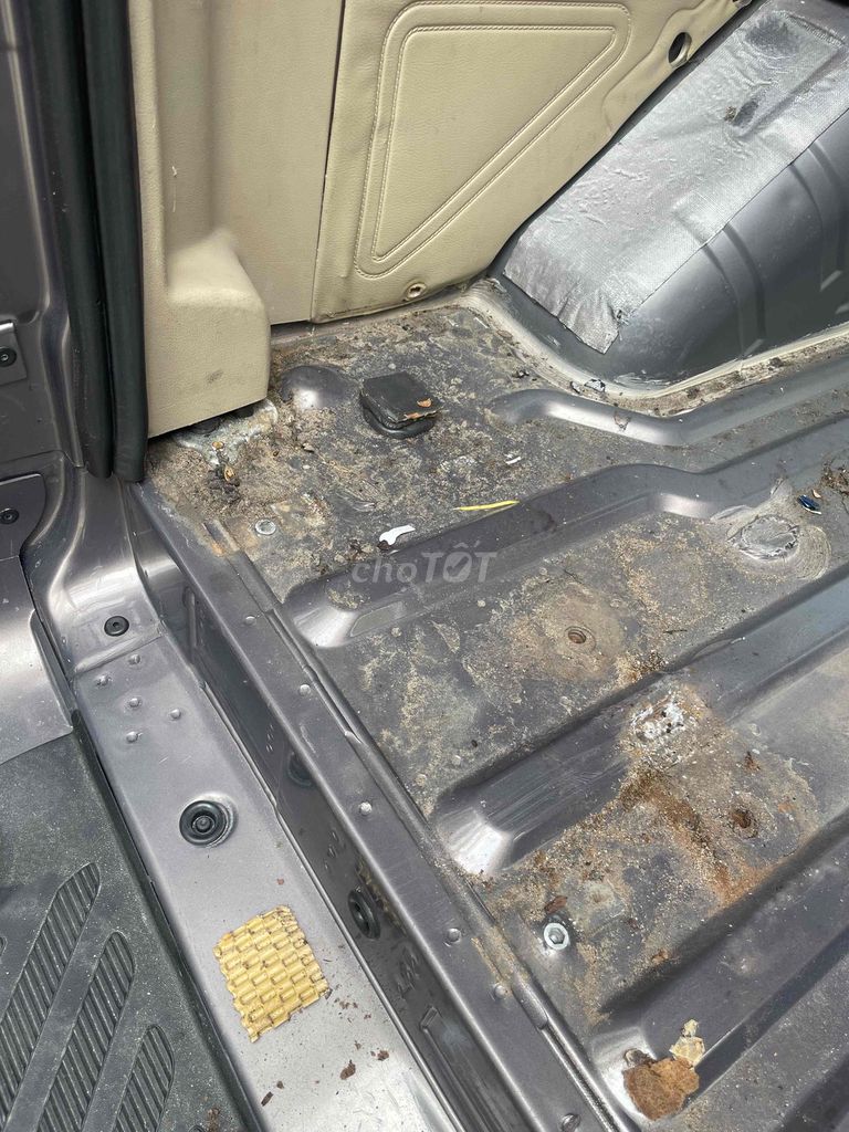 Ford Transit 2018 16 Chỗ 2.4 Diesel   - 180000 km. Mua bán Ô tô tại Thành phố Vị Thanh Hậu Giang được đăng bởi truyen hình 6