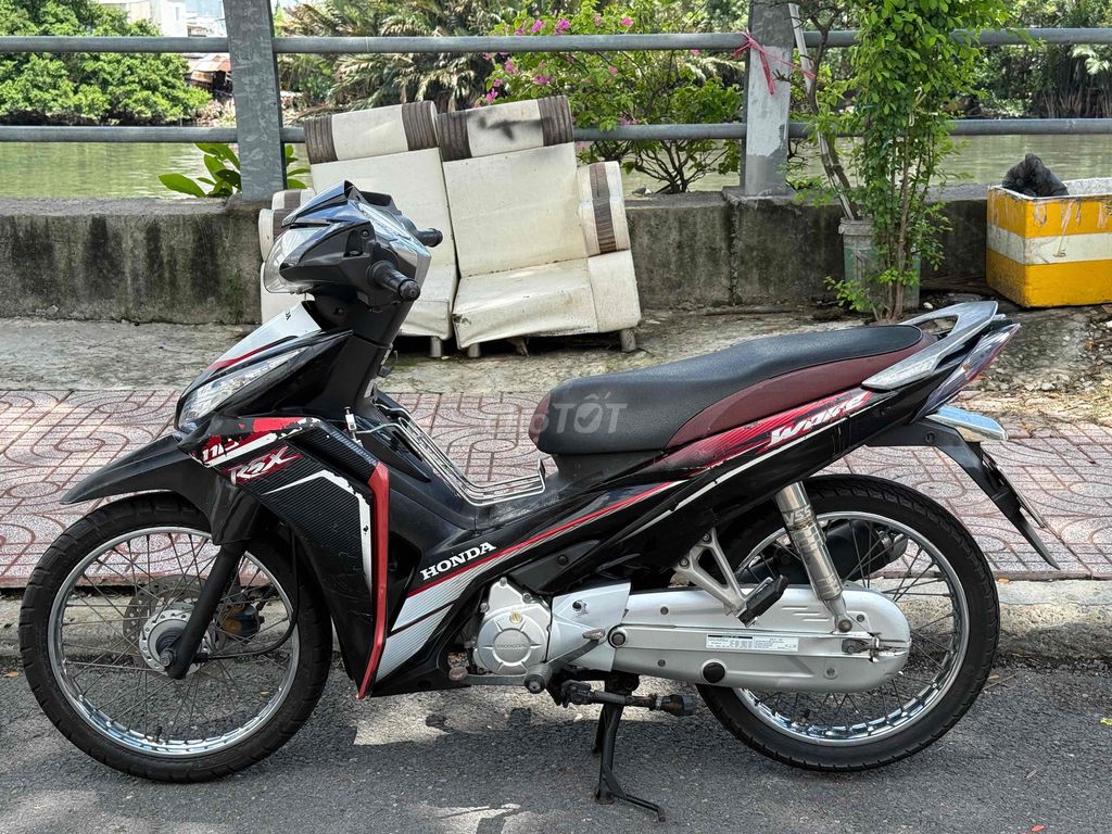 Honda Wave RSX 110 чёрно-красный, оригинал