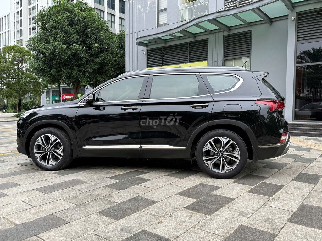 Hyundai Santa Fe 2019 2.2D Premium - 80000 km. Mua bán Ô tô tại Quận Long Biên Hà Nội được đăng bởi Lê Anh hình 4