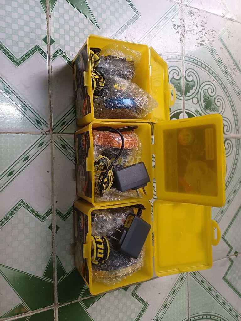 Thanh lý. Mua bán Đèn tại Quận Hồng Bàng Hải Phòng được đăng bởi Lãnh Tử Sầu hình 1