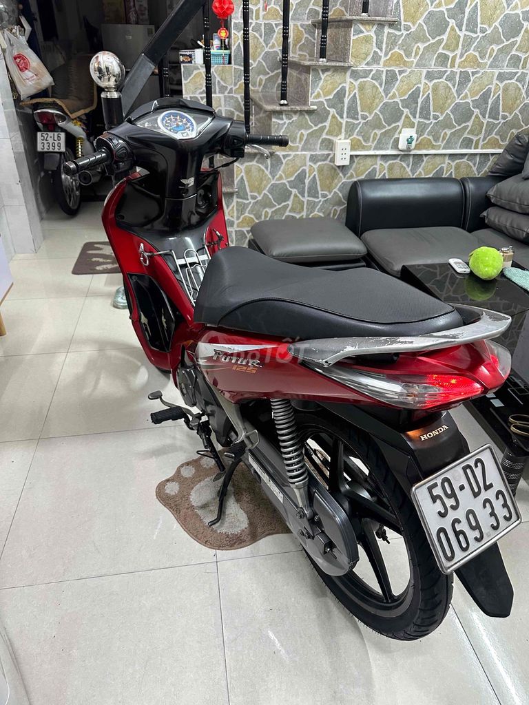 Honda future 2015 Đỏ xám. Mua bán Xe máy tại Quận 12 Tp Hồ Chí Minh được đăng bởi phạm hùng Dũng hình 5