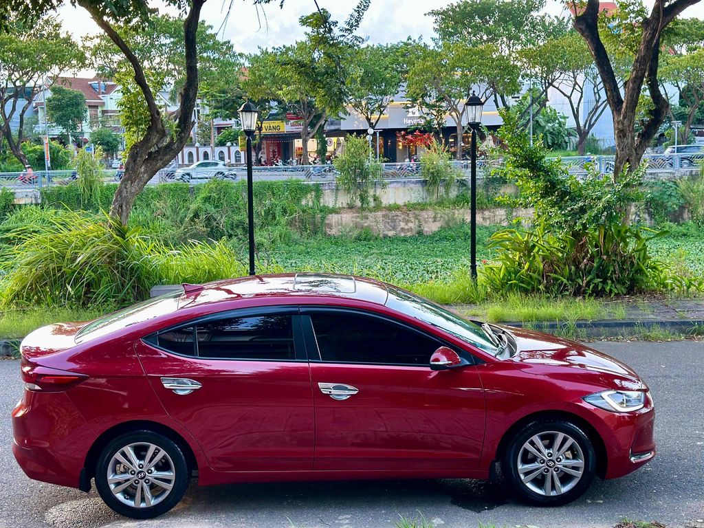 ❤️Hyundai Elantra 2018 1.6 AT - 97000 km❤️. Mua bán Ô tô tại Quận Cẩm Lệ Đà Nẵng được đăng bởi Đức Thịnh hình 9