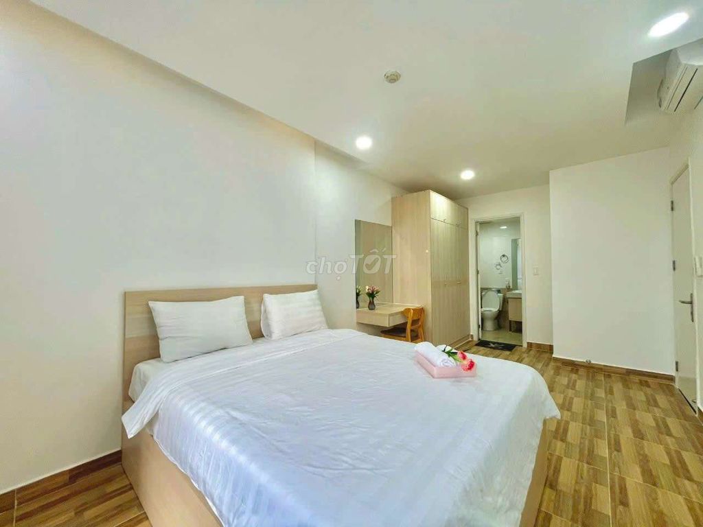 CHO THUÊ PENTHOUSE - CHUNG CƯ SỐ 1 TÔN THẤT THUYẾT Q4 -17TR 3PN2WC