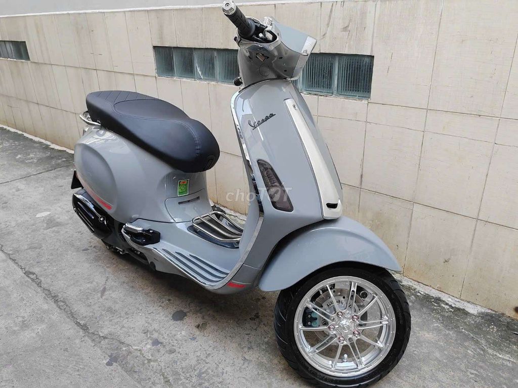 Vespa Sprint 150 Full đồ chơi Odo 5000km. Mua bán Xe máy tại Quận 10 Tp Hồ Chí Minh được đăng bởi Nguyễn Đình Nguyên hình 1