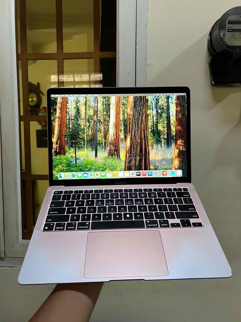 Apple MacBook Air M1 Vàng hồng. Mua bán Laptop tại Quận Gò Vấp Tp Hồ Chí Minh được đăng bởi Nguyễn hữu nghĩa  hình 1