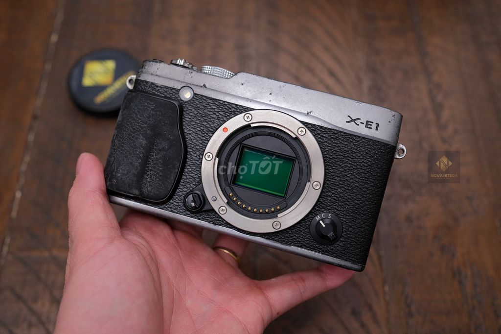 Máy ảnh Fujifilm XE1 Bạc, Đen Đã sử dụng. Mua bán Máy ảnh, Máy quay tại Quận 3 Tp Hồ Chí Minh được đăng bởi NOVA HITECH hình 1