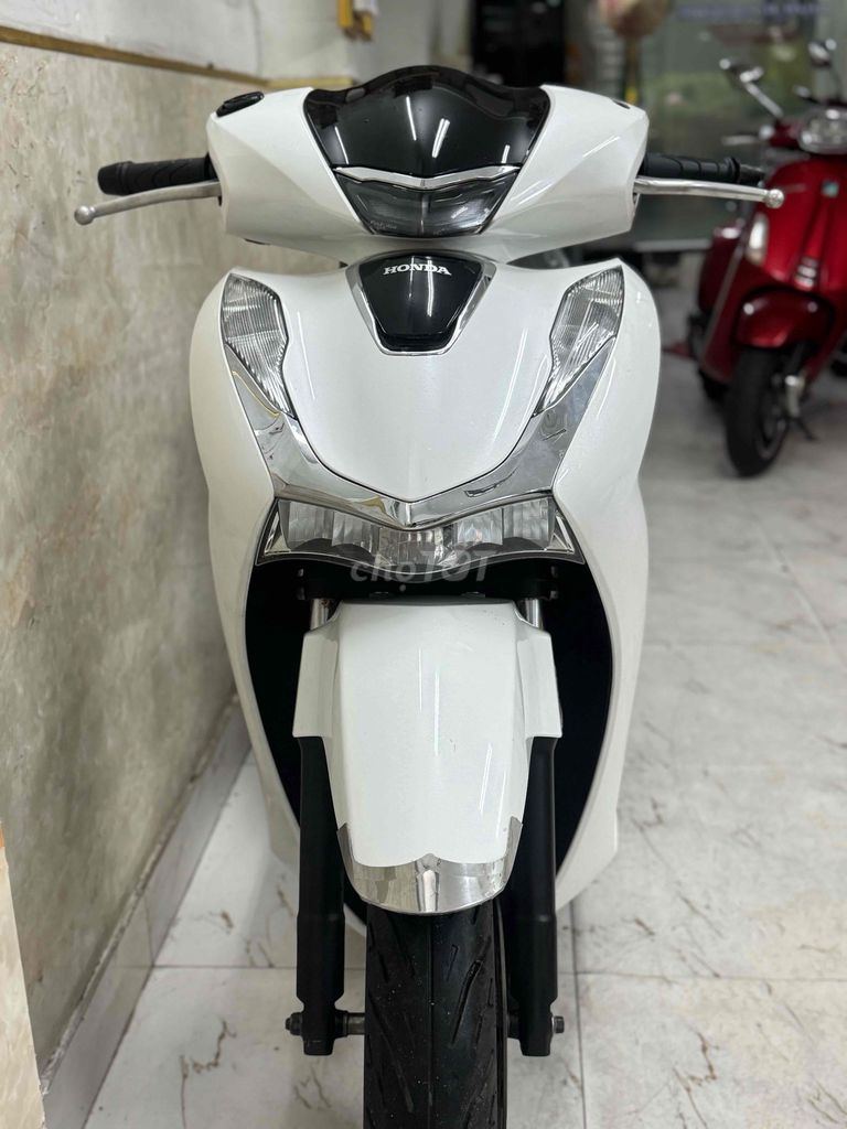 SH 150 ABS màu trắngmới keng đời 2020 .43F1-489.57. Mua bán Xe máy tại Quận Sơn Trà Đà Nẵng được đăng bởi Minh Dũng bán trả góp 136 vân đồn  hình 5