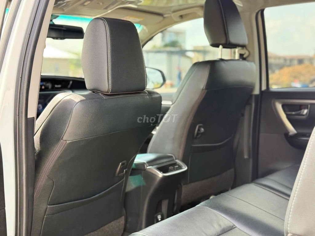Toyota Fortuner 2.7V 2024 lướt 39.000km xe như mới. Mua bán Ô tô tại Quận 1 Tp Hồ Chí Minh được đăng bởi Nguyên hình 9