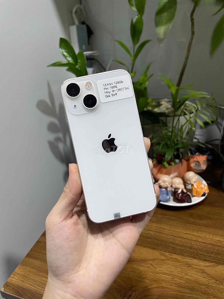iPhone 13 Mini 128GB Trắng KH/A đẹp 98.5%. Mua bán Điện thoại tại Huyện Hóc Môn Tp Hồ Chí Minh được đăng bởi Luân Hoài hình 1