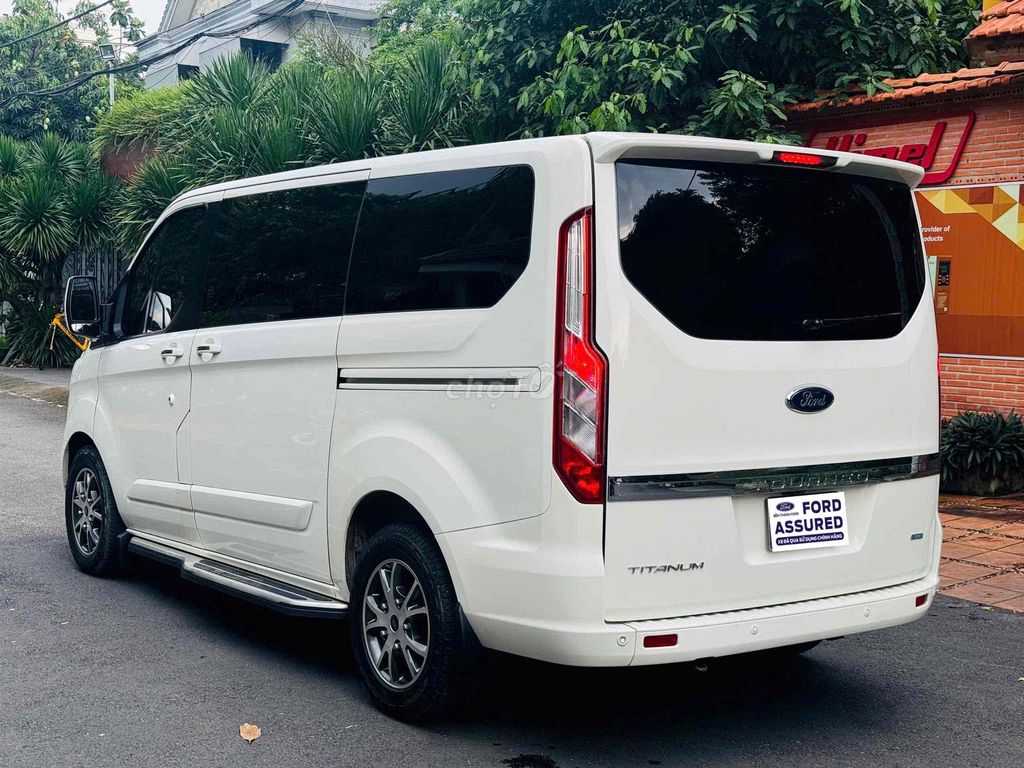Ford Tourneo 2019 Titanium - trả trước 350tr. Mua bán Ô tô tại Huyện Thống Nhất Đồng Nai được đăng bởi Ford KDV hình 3