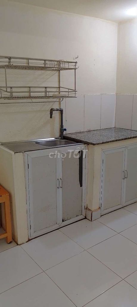 P.TRỌ ĐƯỜNG QUANG TRUNG, MÁY LẠNH, GÁC ĐÚC,, GIỜ TỰ DO, GIÁ 2.9 TRIỆU 
