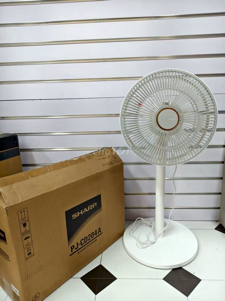 Quạt điện Sharp PJ-CD204A Trắng. Mua bán Quạt tại Thành phố Nha Trang Khánh Hòa được đăng bởi Duck hình 1
