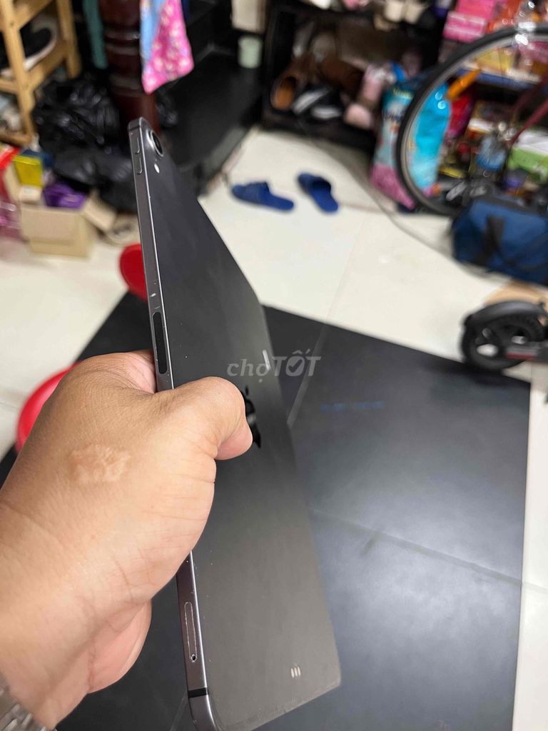 Apple iPad Pro 11 inch 2018 Xám. Mua bán Máy tính bảng tại Quận 8 Tp Hồ Chí Minh được đăng bởi minhquang hình 1