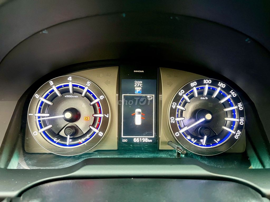 Toyota Innova 8 chỗ Tự động Nâu 66198 km. Mua bán Ô tô tại Quận Gò Vấp Tp Hồ Chí Minh được đăng bởi Thanh Trang Toyota Sure hình 3