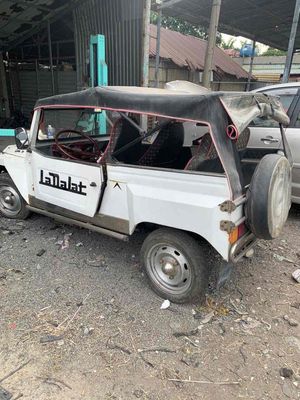 Citroen LaDalat 1973 Trắng. Mua bán Ô tô tại Quận 12 Tp Hồ Chí Minh được đăng bởi A Kha