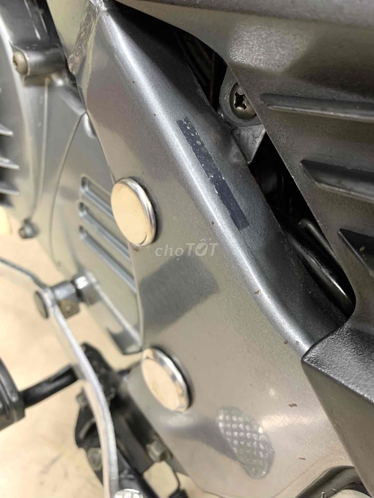 Xipo RGV2002 HảiQuanChínhNghạch nguyên bản zin 90%. Mua bán Xe máy tại Quận Phú Nhuận Tp Hồ Chí Minh được đăng bởi Cungsport hình 10