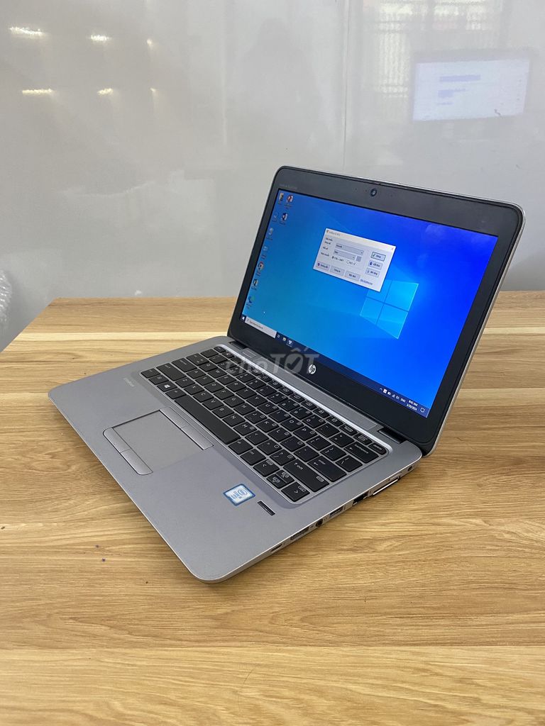 Laptop Hp 820G3 Core I5, Ram 8gb giá sinh viên