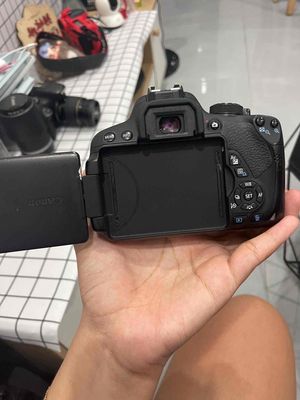 canon 700d. Mua bán Máy ảnh, Máy quay tại Thành phố Thủ Đức Tp Hồ Chí Minh được đăng bởi Lê Duy