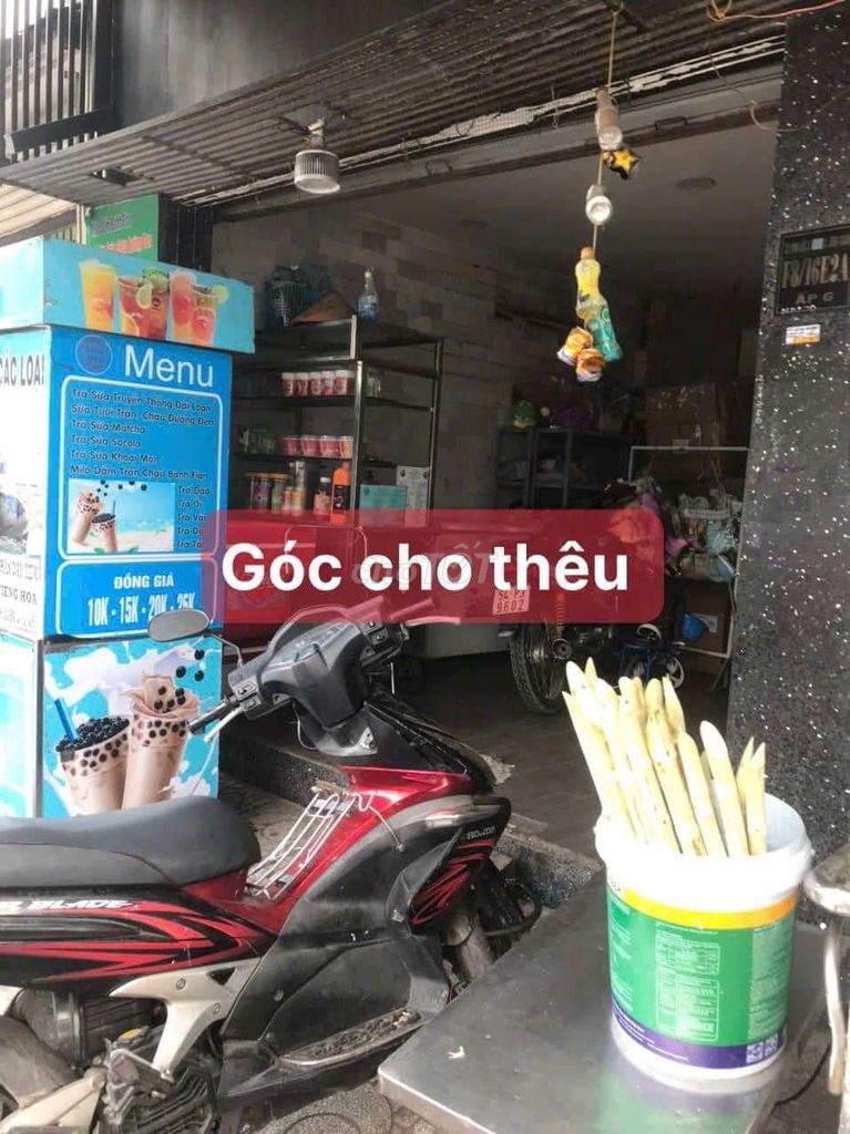 Nhà mặt tiền đối diện trường học, Vĩnh Lộc A