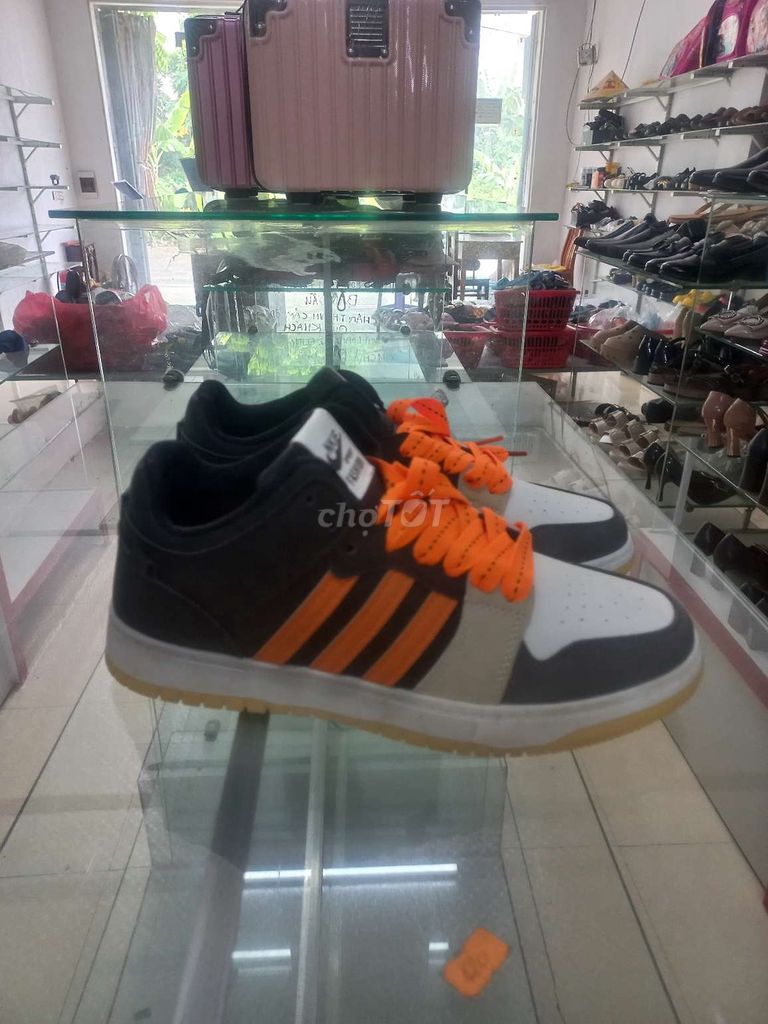Giày thể thao nam size 40, 41 Mới. Mua bán Giày dép tại Quận Bắc Từ Liêm Hà Nội được đăng bởi Duy hình 1