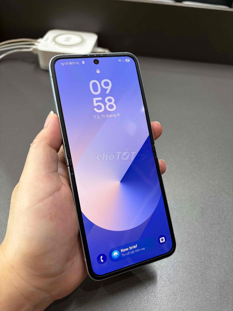 Samsung Galaxy Z Flip6 256GB Xanh Blue Hàn Quốc. Mua bán Điện thoại tại Quận Cầu Giấy Hà Nội được đăng bởi Nguyen Anh Nghia hình 1