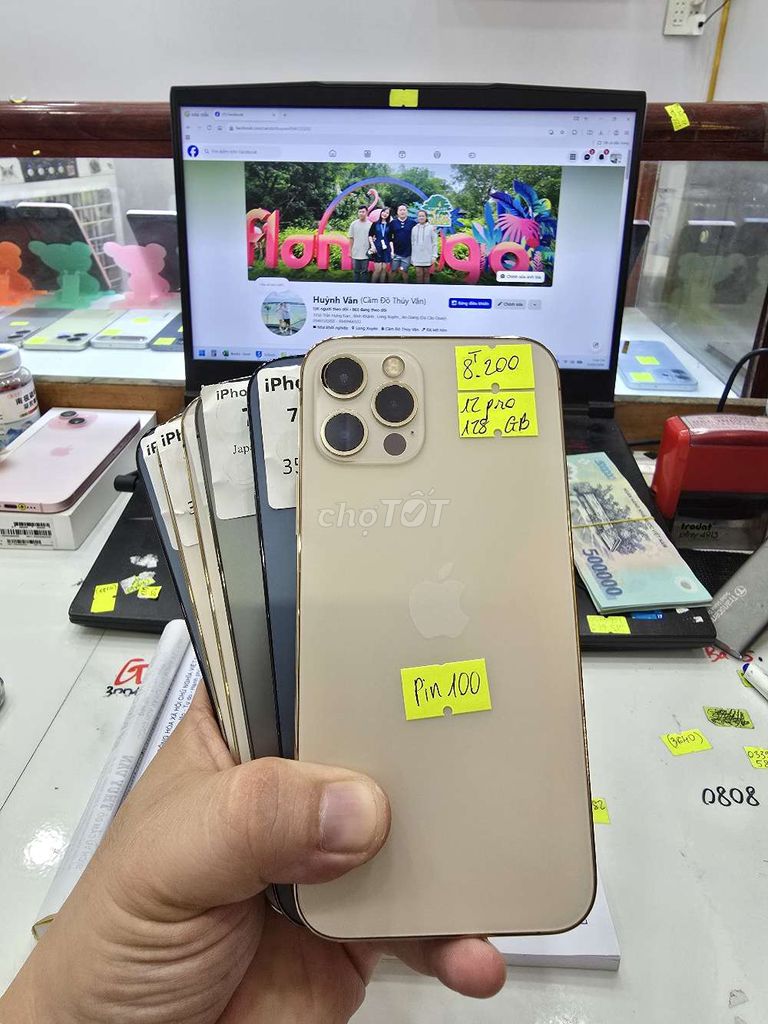 iPhone 12 Pro 256GB - Đã sử dụng. Mua bán Điện thoại tại Thành phố Long Xuyên An Giang được đăng bởi Facebook Cầm Đồ Thúy Vân hình 1