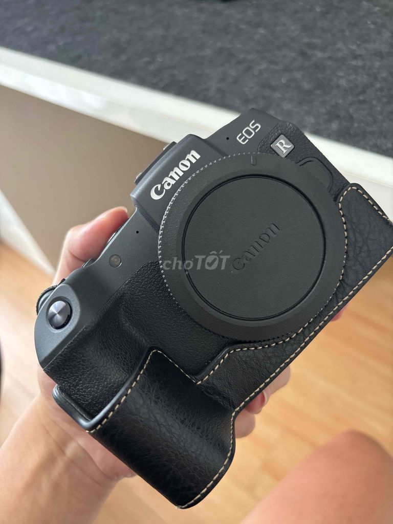 Máy ảnh Canon EOS RP. Mua bán Máy ảnh, Máy quay tại Quận Hải Châu Đà Nẵng được đăng bởi Phạm Bá Minh Tấn hình 1