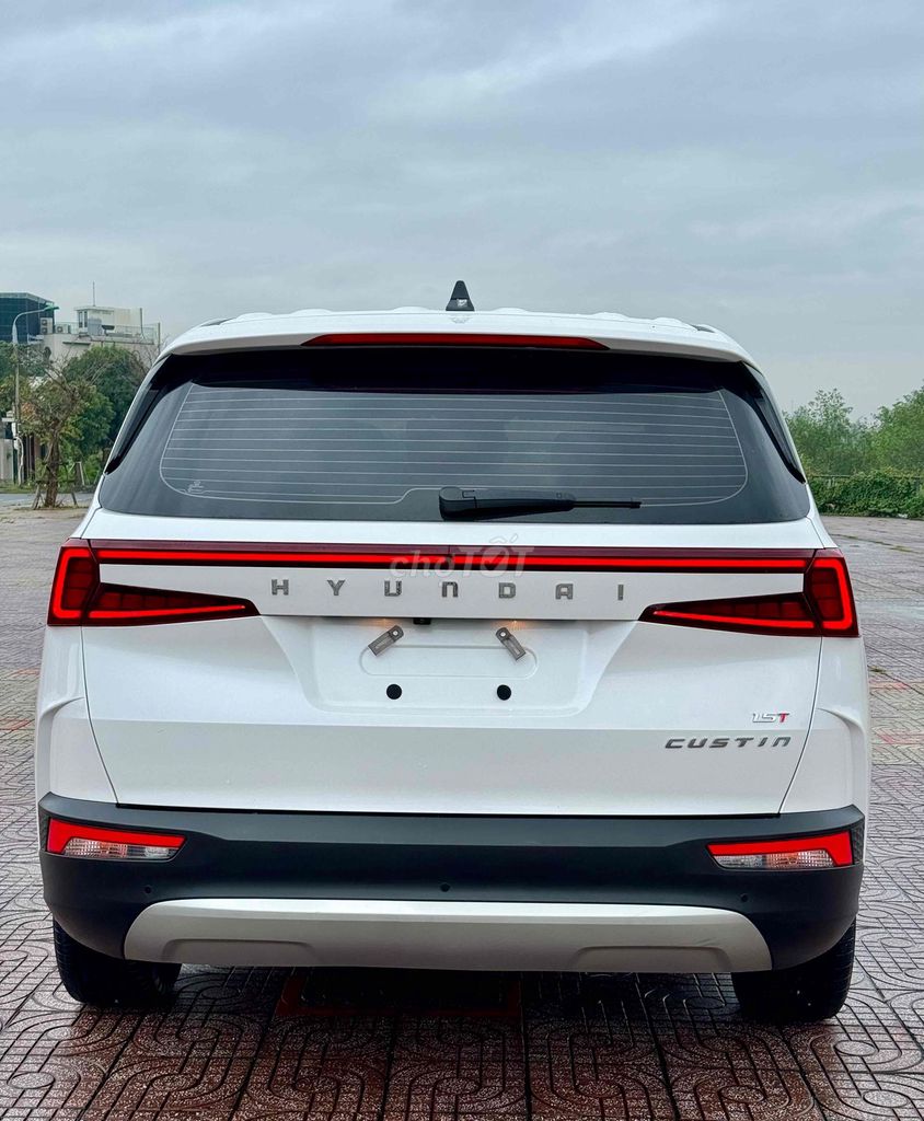 Hyundai Custin 2023 1.5 Turbo Đặc biệt 27000 km. Mua bán Ô tô tại Quận Cẩm Lệ Đà Nẵng được đăng bởi nguyễn văn khoa hình 8