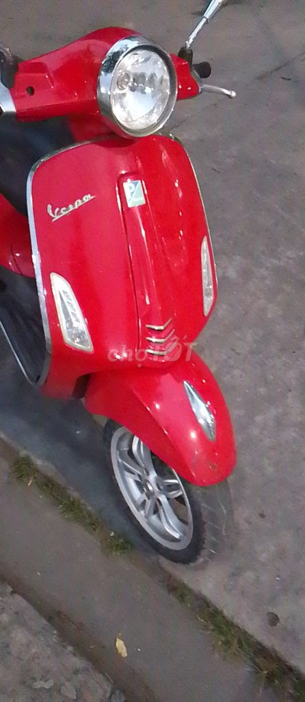 Piaggio Vespa Primavera 125 Abs Đỏ 19474 km. Mua bán Xe máy tại Thành phố Hạ Long Quảng Ninh được đăng bởi Thanh Vu hình 1