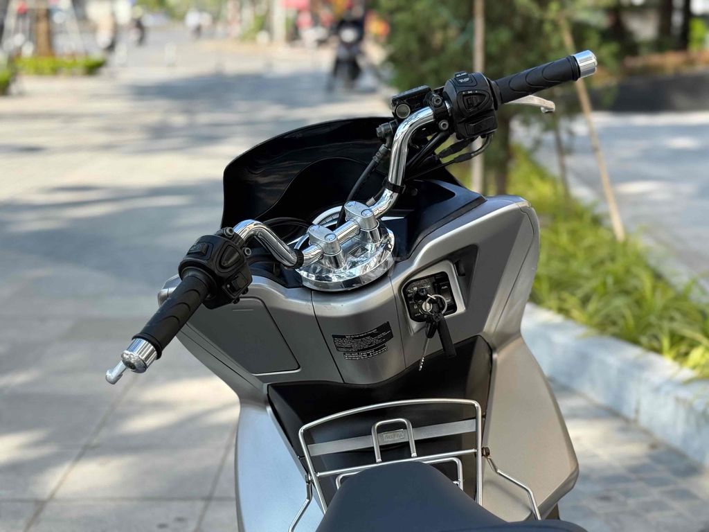 Honda PCX125 Classic 2015 Bạc Nhám Đẹp Nguyên. Mua bán Xe máy tại Quận Ba Đình Hà Nội được đăng bởi Xe Máy Nam Thi hình 15