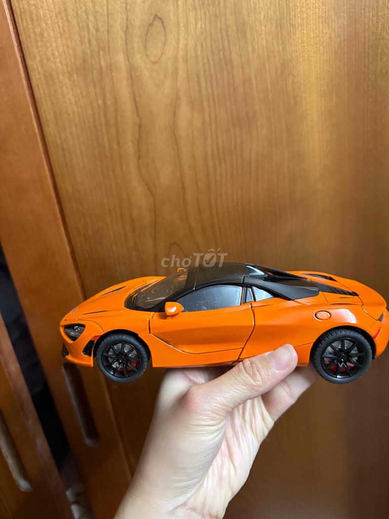 Mô hình xe McLaren 720S Kim loại Cam 1:18. Mua bán Sở thích khác tại Quận Tây Hồ Hà Nội được đăng bởi Ngọc Meo hình 1