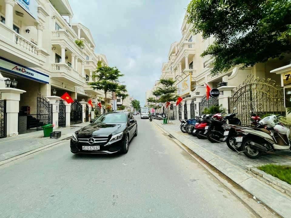 ★ Nhà phố CITYLAND PARK HILLS, thiết kế 1 hầm 4 lầu giá tốt 20.5 tỷ. Mua bán nhà ở tại Quận Gò Vấp Tp Hồ Chí Minh được đăng bởi THÀNH LỰC hình 1