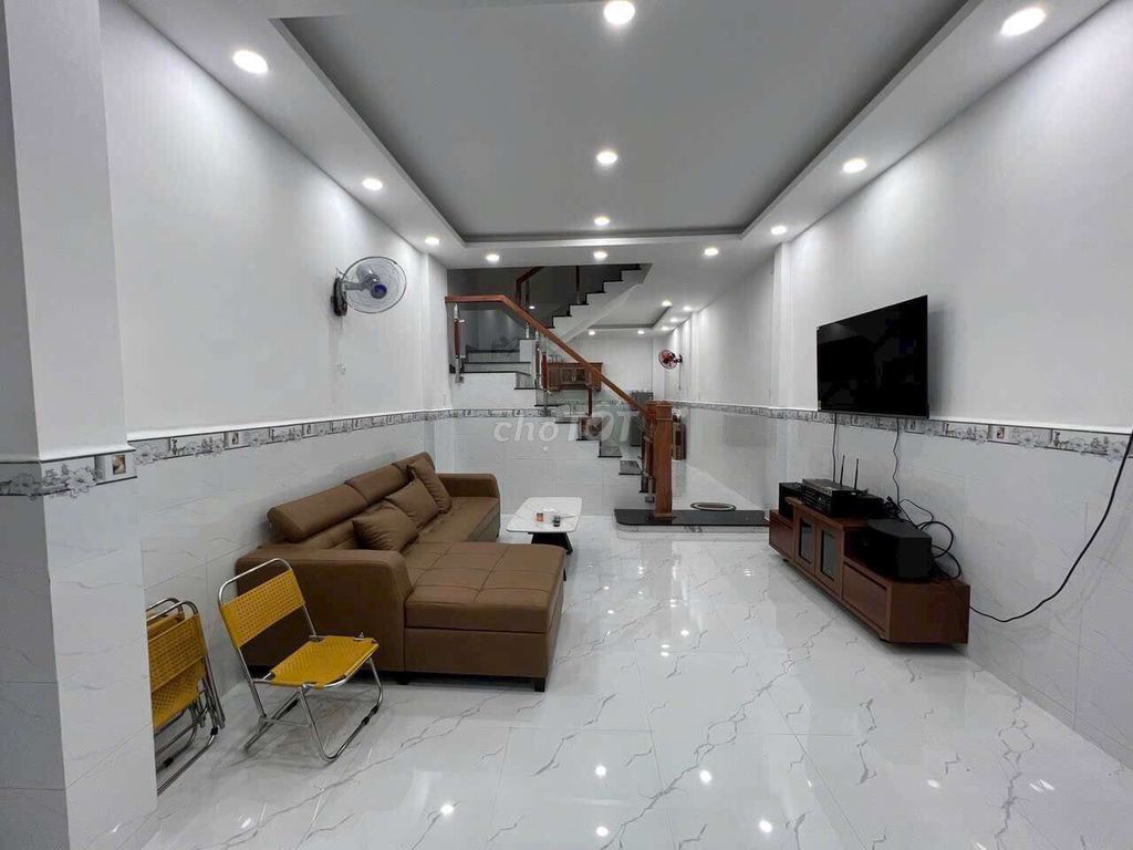 Gấp bán nhà Tô Hiệu, 54m2, 2 tầng, mới, chính chủ