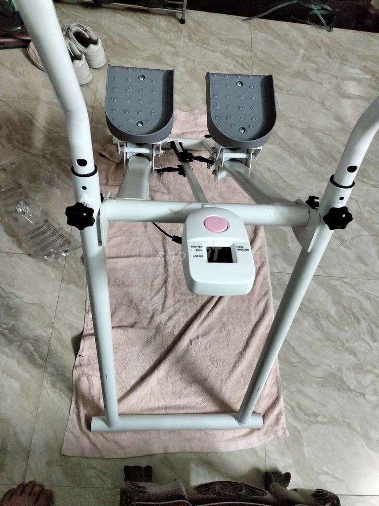 Máy tập leo núi Trắng Mới. Mua bán Đồ thể thao, Dã ngoại tại Quận Nam Từ Liêm Hà Nội được đăng bởi Đàm Văn Hoàng hình 1