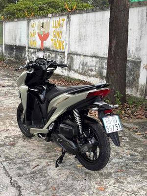 cần bán vario. Mua bán Xe máy tại Thị xã Bến Cát Bình Dương được đăng bởi xe máy trả góp tín nghĩa 