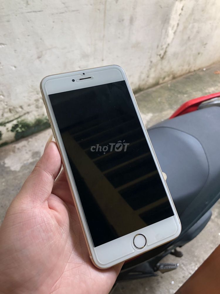 Iphone 6 plus .. Màu vàng.. Quốc tế.. Vân tay ok