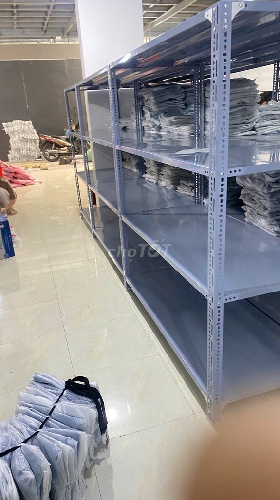 KỆ SẮT GIÁ RẺ TÂN PHÚ. Mua bán Tủ, kệ gia đình tại Quận Tân Phú Tp Hồ Chí Minh được đăng bởi Kệ Sắt Giá Rẻ hình 1
