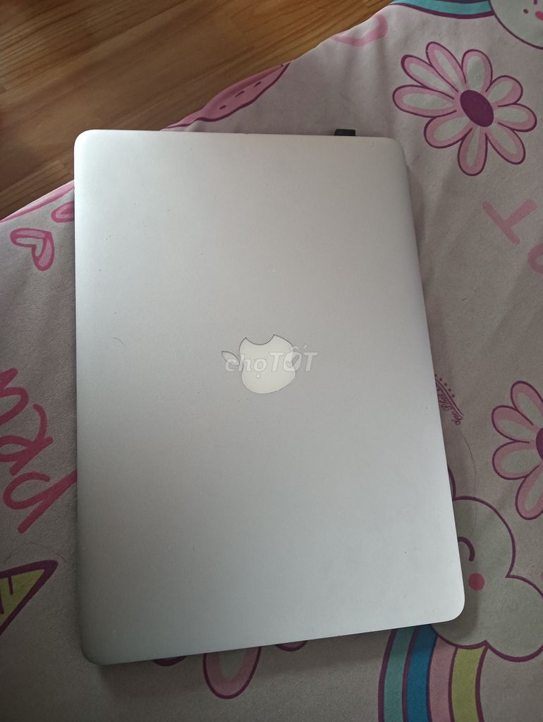 Apple MacBook Air 2012 i5 4GB. Mua bán Laptop tại Quận 12 Tp Hồ Chí Minh được đăng bởi Lộc hình 1
