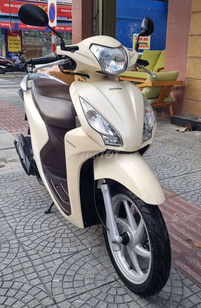 Honda Vision 2018 бежевый
