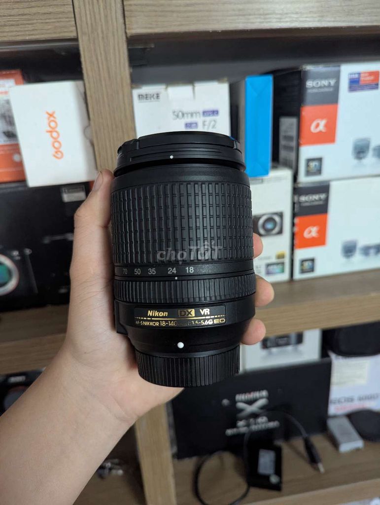 Ống kính Nikon AF-S 18-140F3.5-5.6 ED Đen. Mua bán Máy ảnh, Máy quay tại Quận Hải Châu Đà Nẵng được đăng bởi Vinh Máy Ảnh hình 1