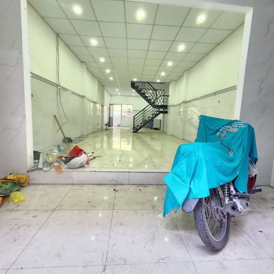 Аренда · 2 комн. · 80 м² · Quận Tân Phú, ул. Đường Lũy Bán Bích